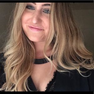 Meet your Posher, Karie